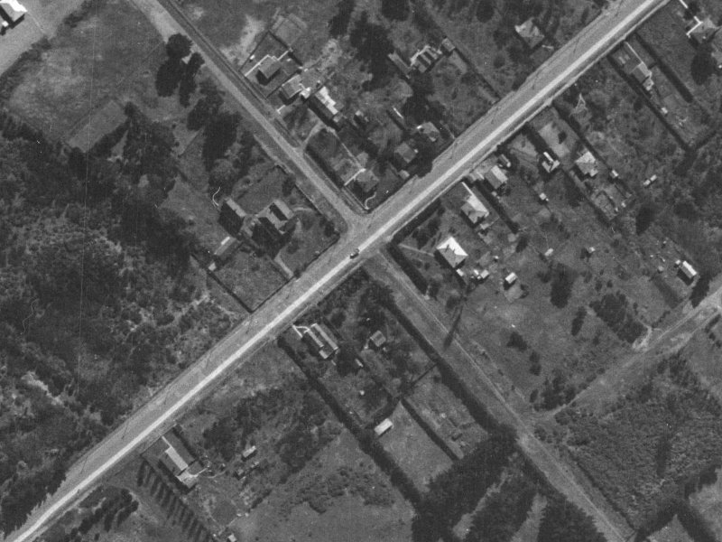 266 Pages Road from the air, 1940-1944