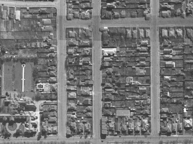 944-948 Colombo Street from the air, 1940-1944
