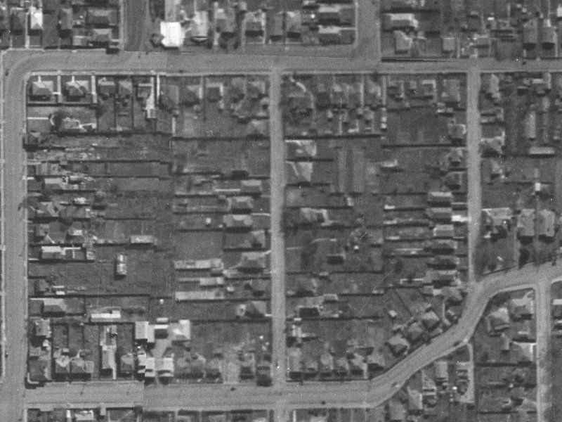 52–54 Perth Street from the air, 1940-1944