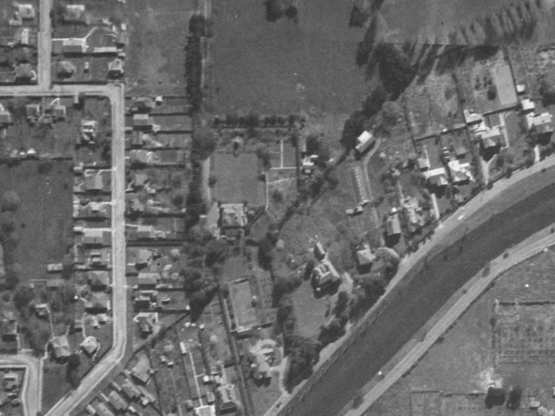 10 Eveleyn Couzins Avenue from the air, 1940-1944