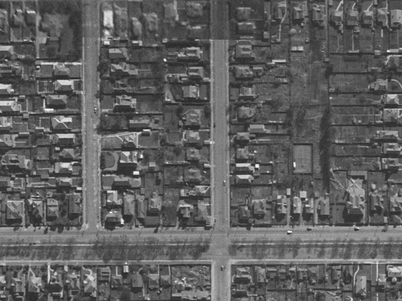 429 Madras Street from the air, 1940-1944