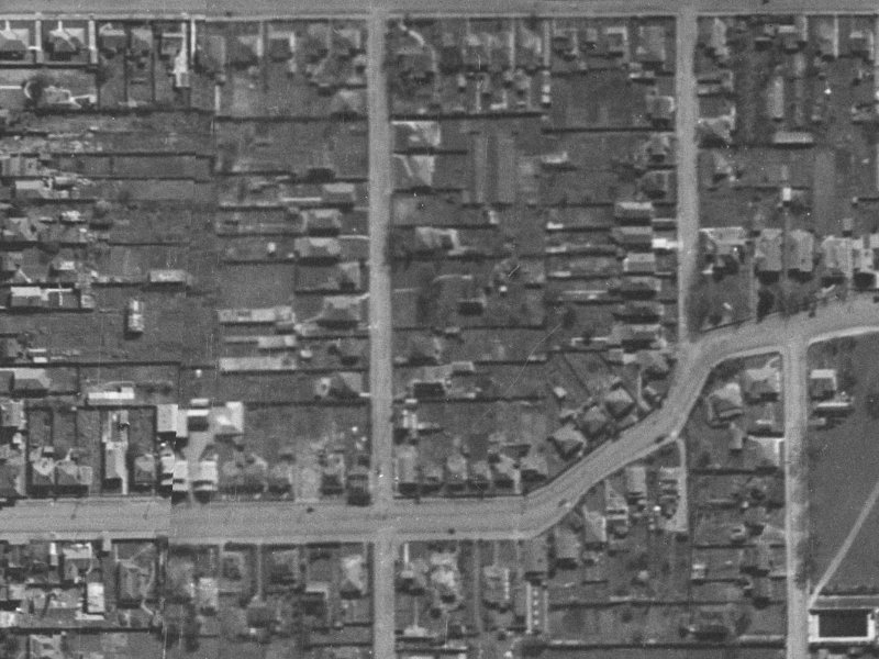 52 Perth Street from the air, 1940-1944