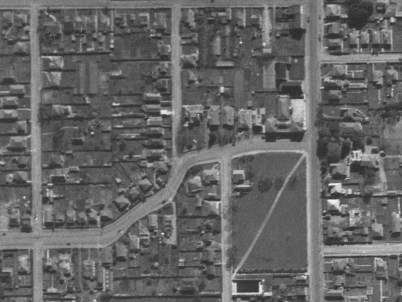 69-73 London Street from the air, 1940-1944