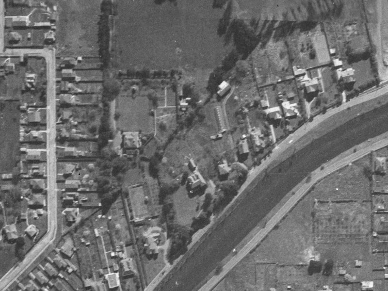 6 Eveleyn Couzins Avenue from the air, 1940-1944