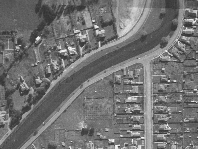 252 Avonside Drive from the air, 1940-1944