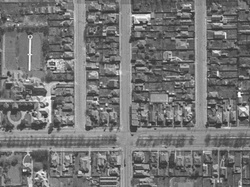 931 Colombo Street from the air, 1940-1944