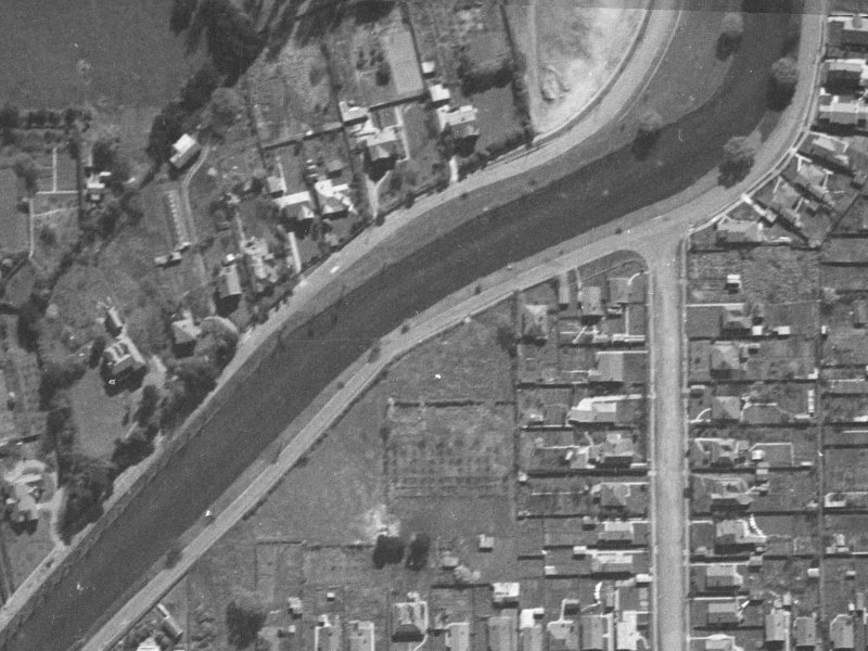 250 Avonside Drive from the air, 1940-1944