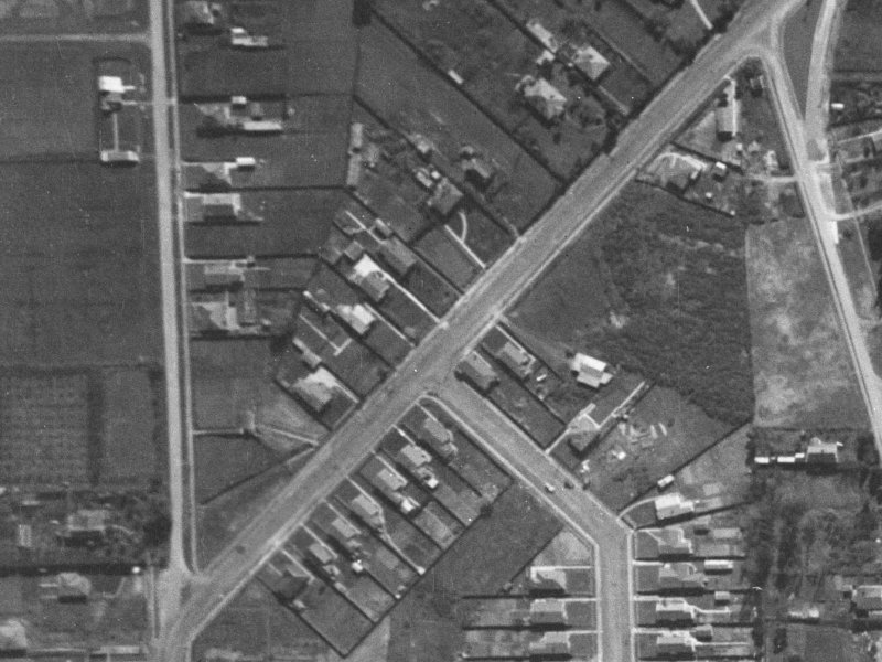 24-20 Wainoni Road from the air, 1940-1944