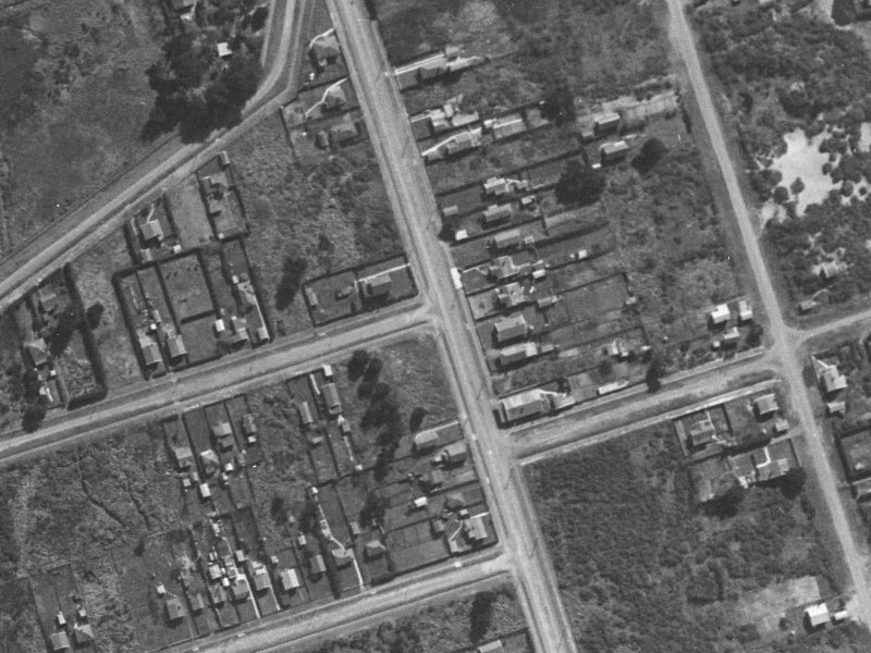 34 Estuary Road from the air, 1940-1944