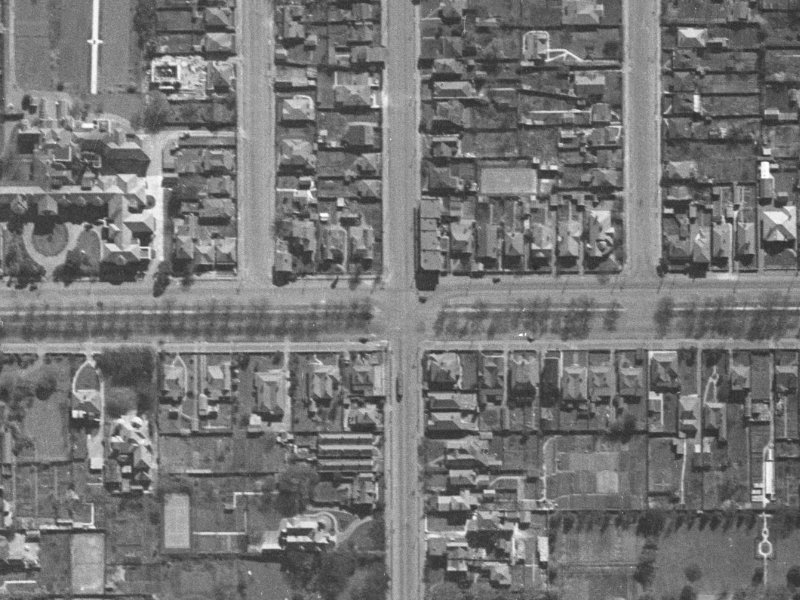 920 Colombo Street from the air, 1940-1944