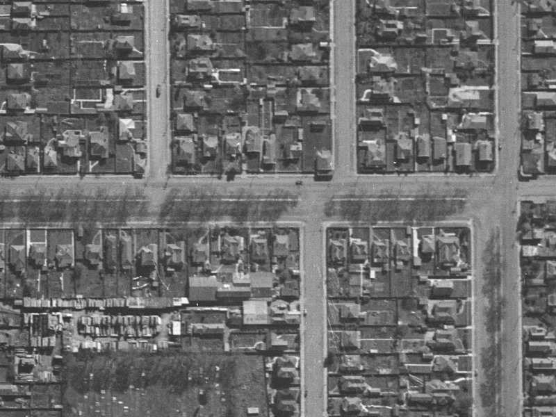 302-318 Bealey Avenue from the air, 1940-1944