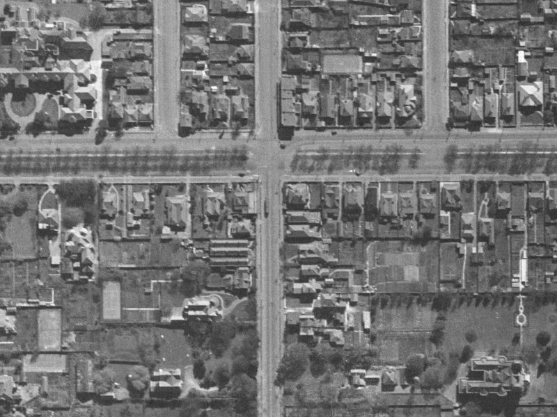 918 Colombo Street from the air, 1940-1944
