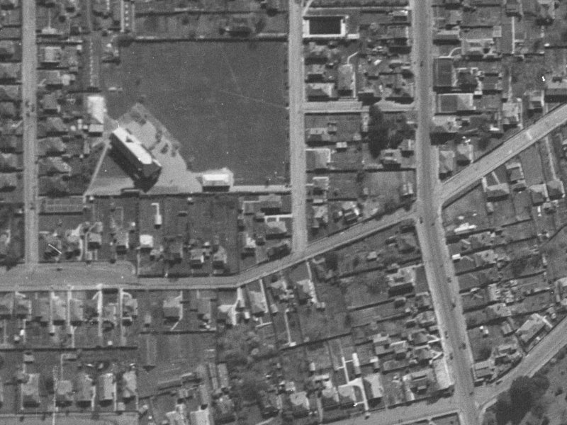 3-7 Pavitt Street from the air, 1940-1944
