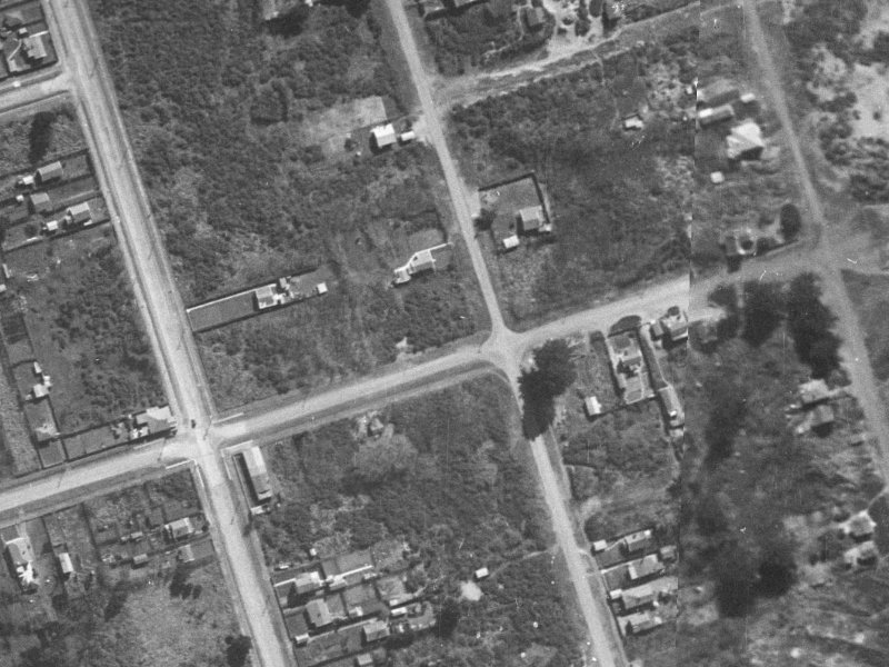 32 Bridge Street from the air, 1940-1944