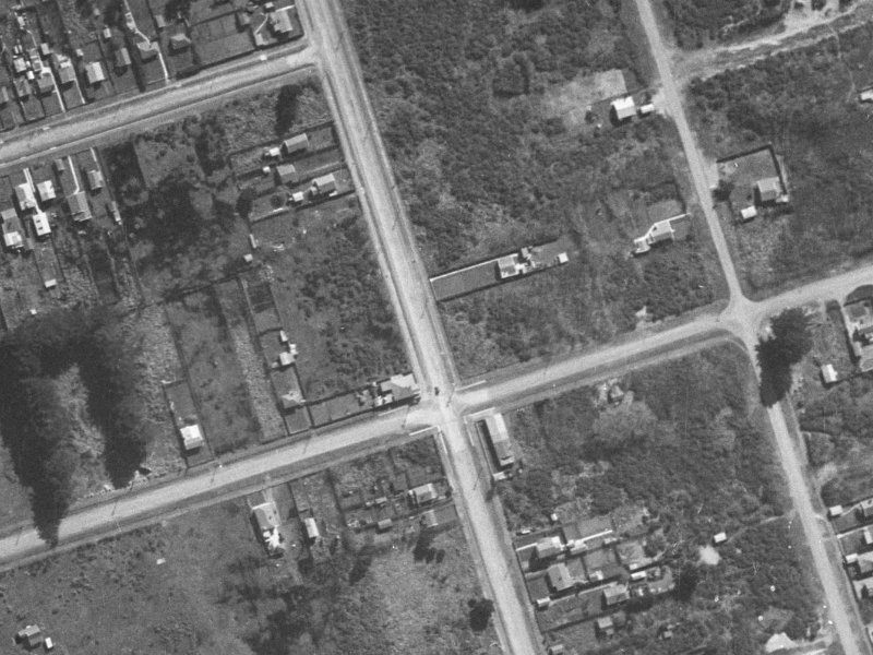 87 Estuary Road from the air, 1940-1944