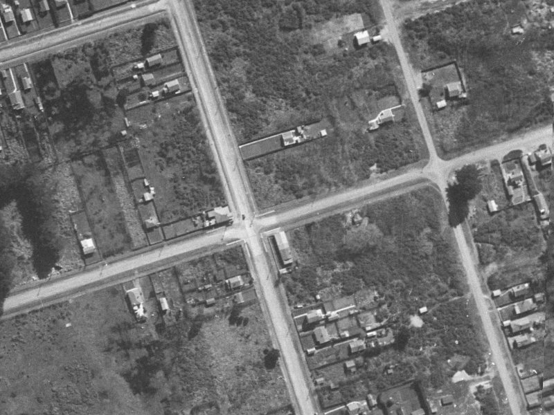 93 Estuary Road from the air, 1940-1944