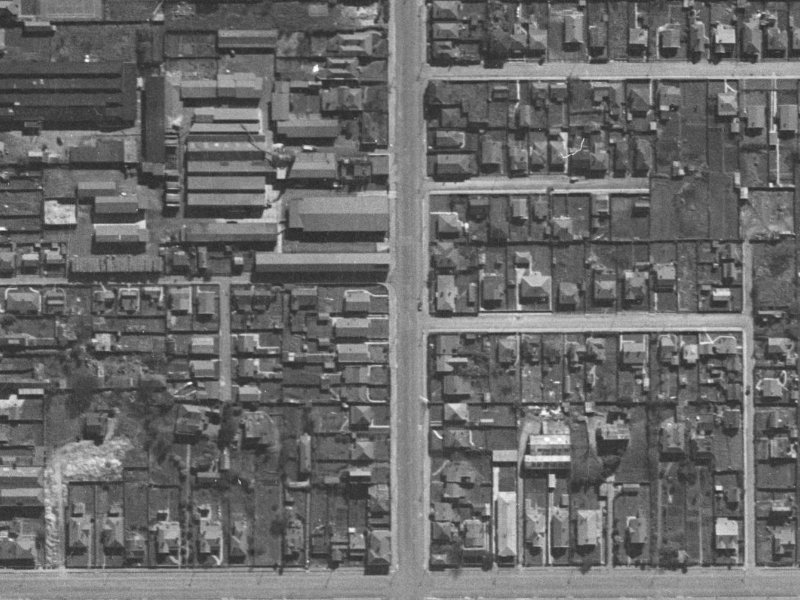 367-373 Madras Street from the air, 1940-1944