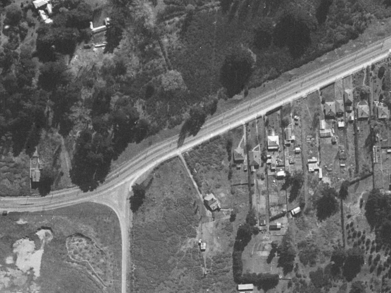 120-122 Pages Road from the air, 1940-1944