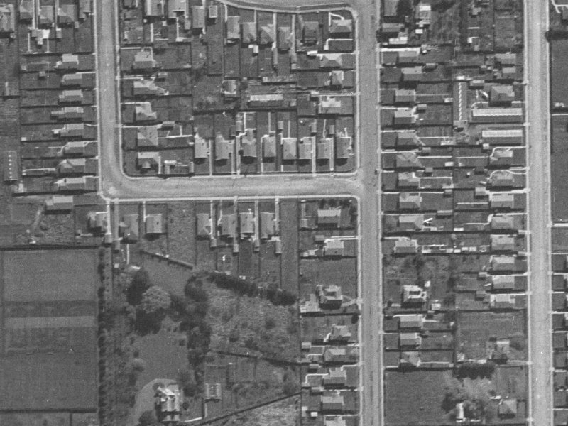 13 Lionel Street from the air, 1940-1944