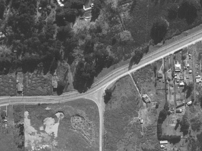 89 Pages Road from the air, 1940-1944