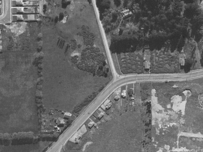 55 Pages Road from the air, 1940-1944