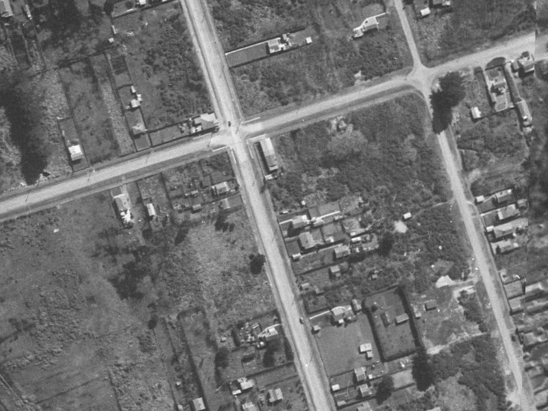 107 Estuary Road from the air, 1940-1944