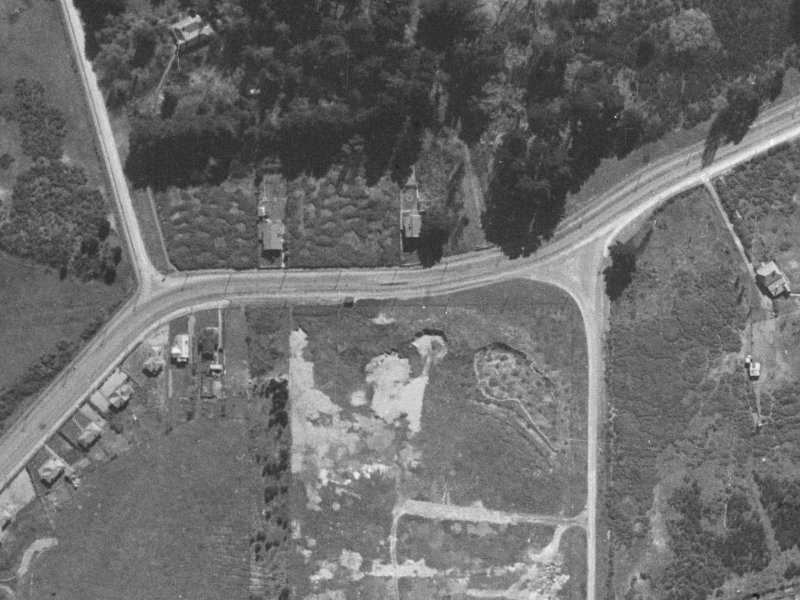 82-84 Pages Road from the air, 1940-1944