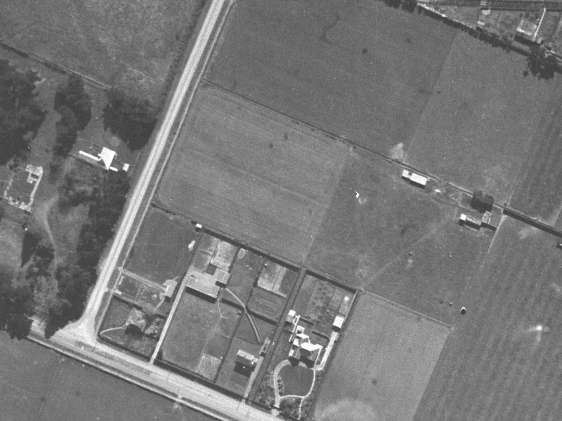23 Broadfell Avenue from the air, 1940-1944