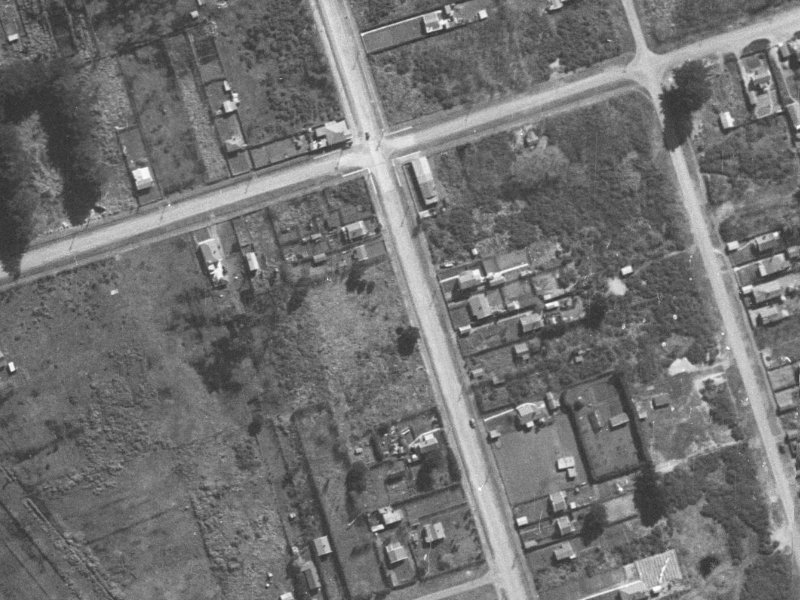 98 Estuary Road from the air, 1940-1944
