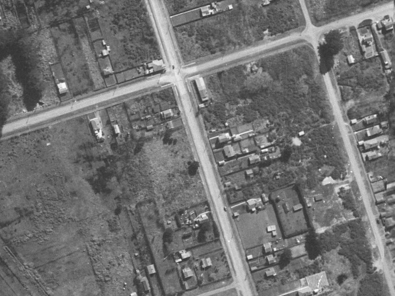 109 Estuary Road from the air, 1940-1944