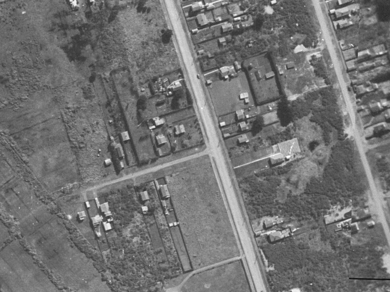 122 Estuary Road from the air, 1940-1944