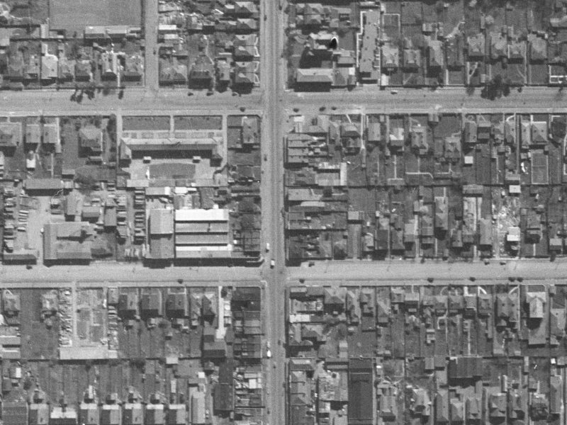 832 Colombo Street from the air, 1940-1944