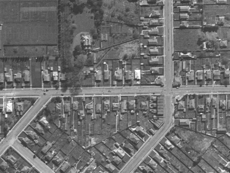 175 Woodham Road from the air, 1940-1944