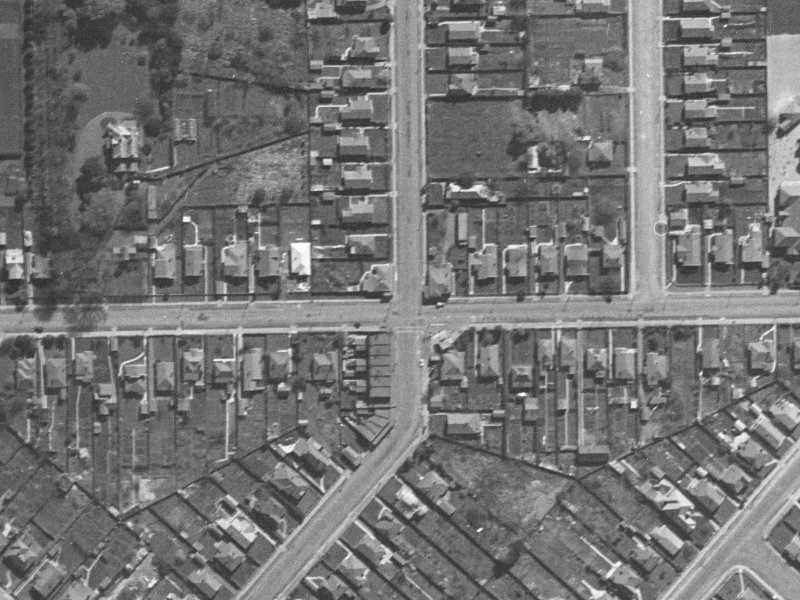 185 Woodham Road from the air, 1940-1944