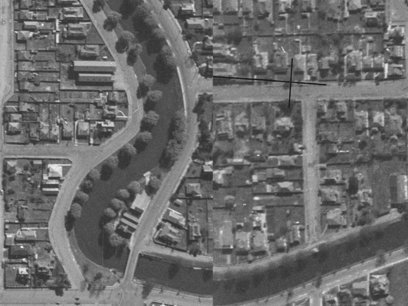 450-456 Oxford Terrace from the air, 1940-1944