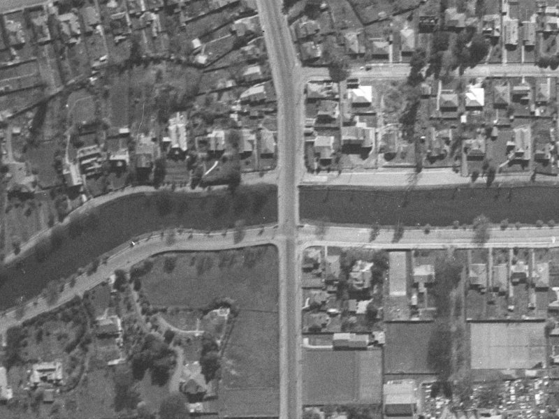 97 River Road from the air, 1940-1944