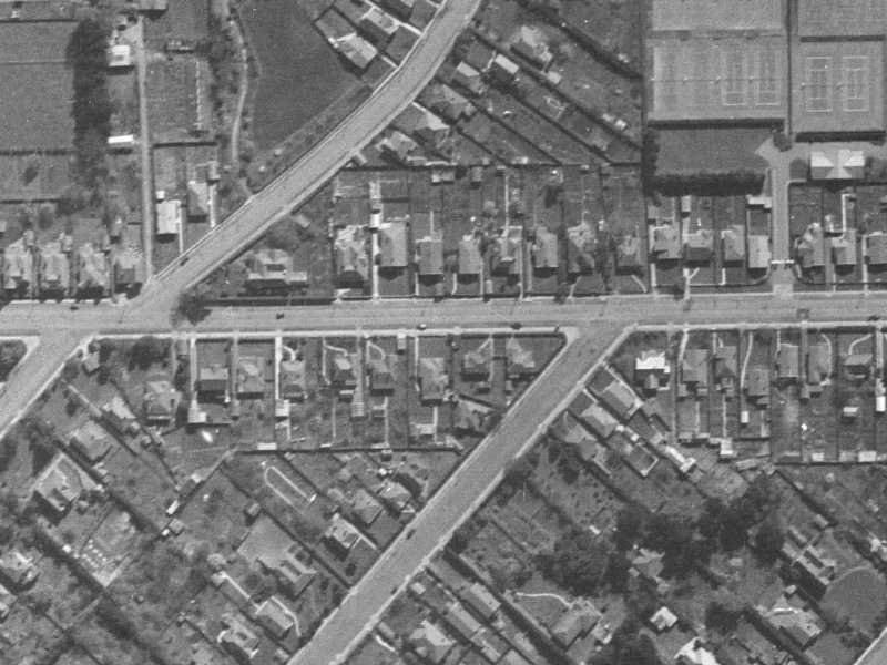 76 Woodham Road from the air, 1940-1944