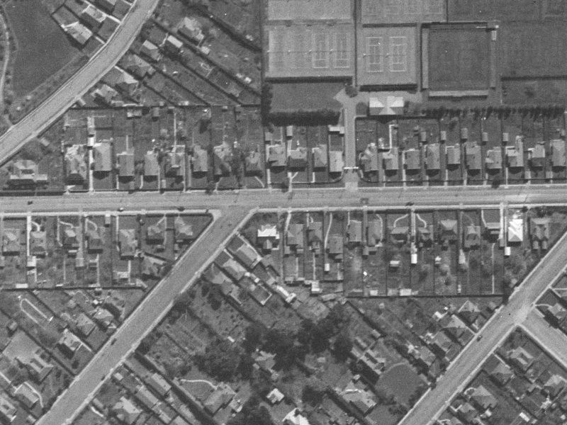 92 Woodham Road from the air, 1940-1944
