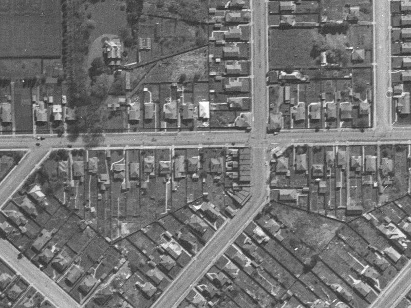 164 Woodham Road from the air, 1940-1944