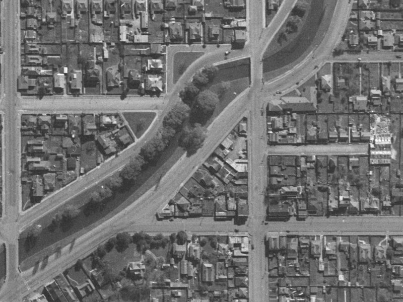 286–294 Oxford Terrace from the air, 1940-1944