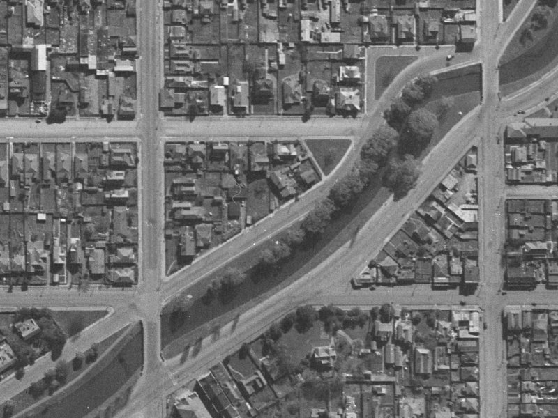 301–315 Cambridge Terrace from the air, 1940-1944