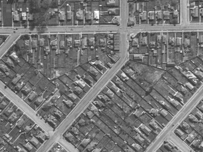 691 Gloucester Street from the air, 1940-1944