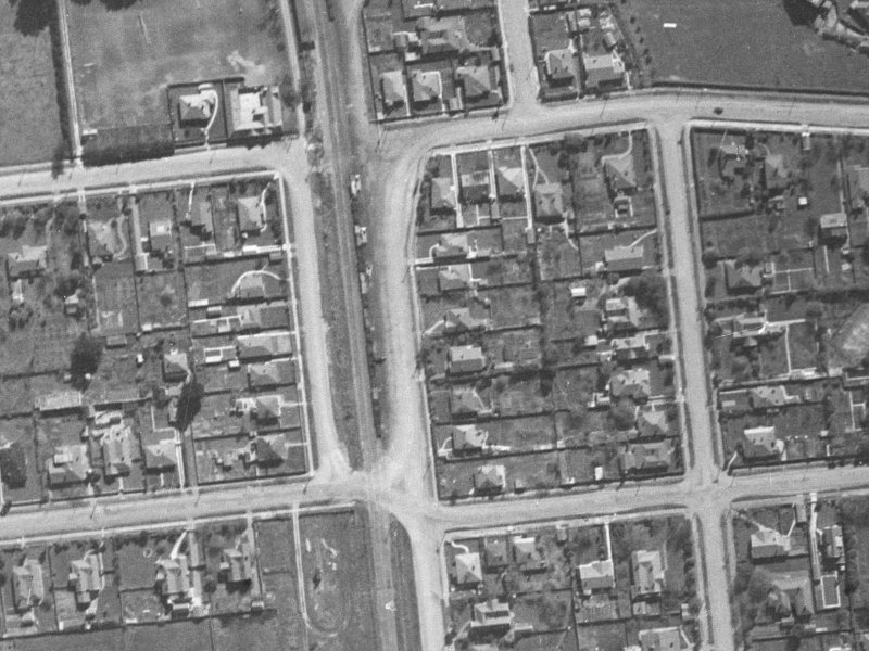 32 Mona Vale Avenue from the air, 1940-1944