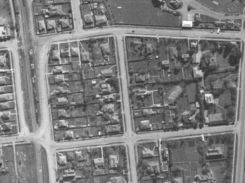 31 Darvel Street from the air, 1940-1944