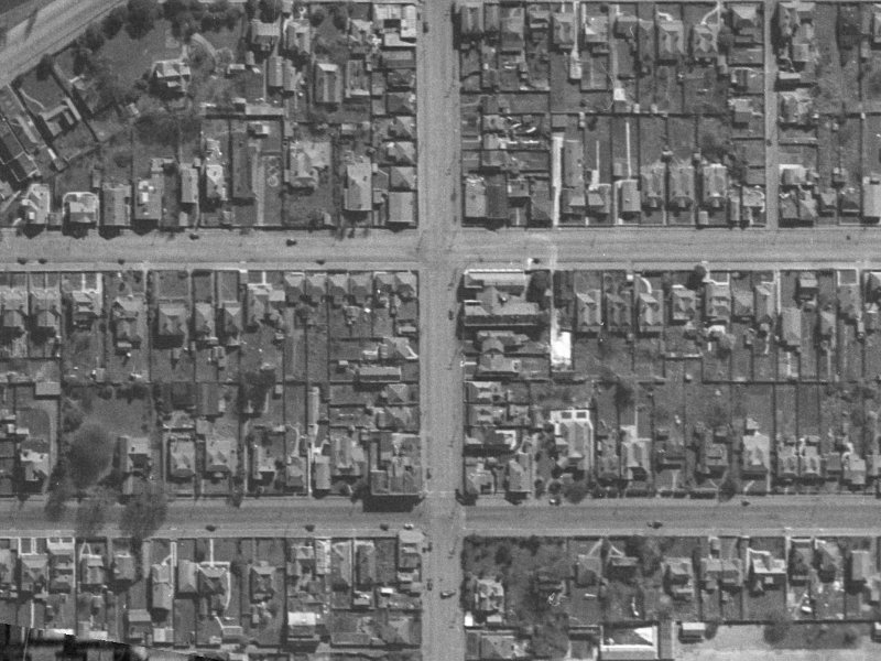 321-337 Barbadoes Street from the air, 1940-1944