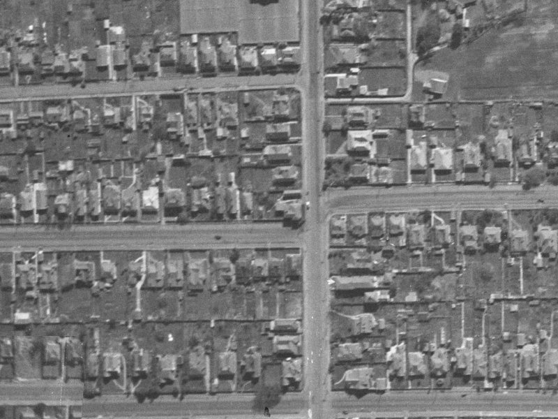 407-409 Armagh Street from the air, 1940-1944