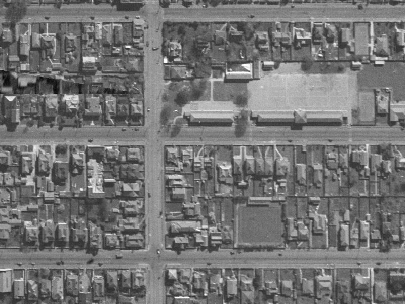 270 Gloucester Street from the air, 1940-1944