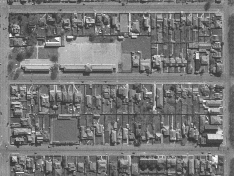 300 Gloucester Street from the air, 1940-1944