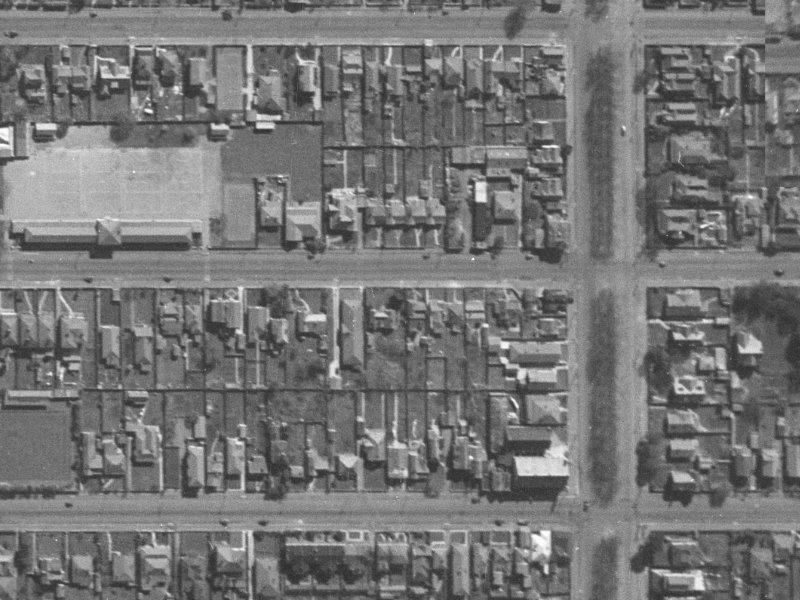 320 Gloucester Street from the air, 1940-1944