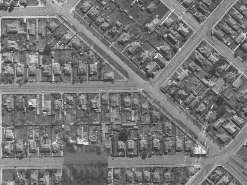 588 Gloucester Street from the air, 1940-1944